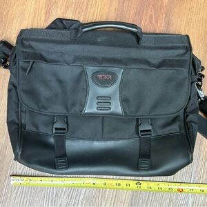 TUMI Black Nylon & Leather Briefcase Messenger Bag